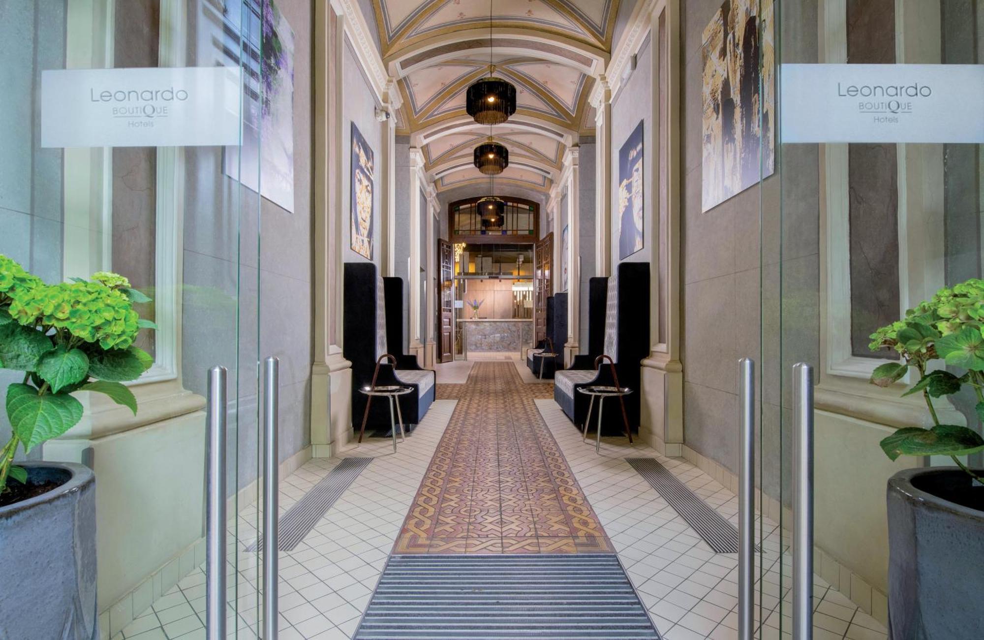 Leonardo Boutique Hotel Krakow Old Town Екстериор снимка