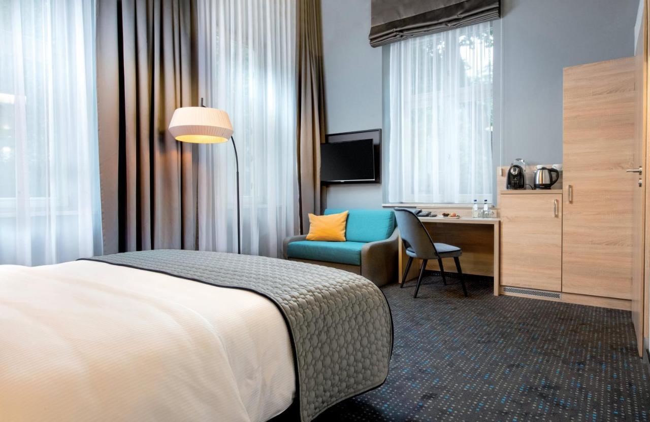 Leonardo Boutique Hotel Krakow Old Town Екстериор снимка