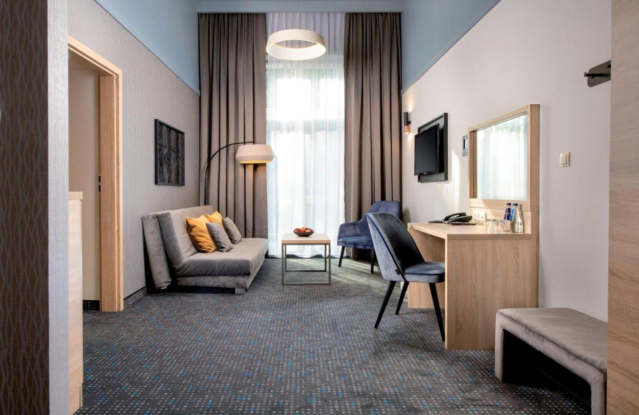 Leonardo Boutique Hotel Krakow Old Town Екстериор снимка