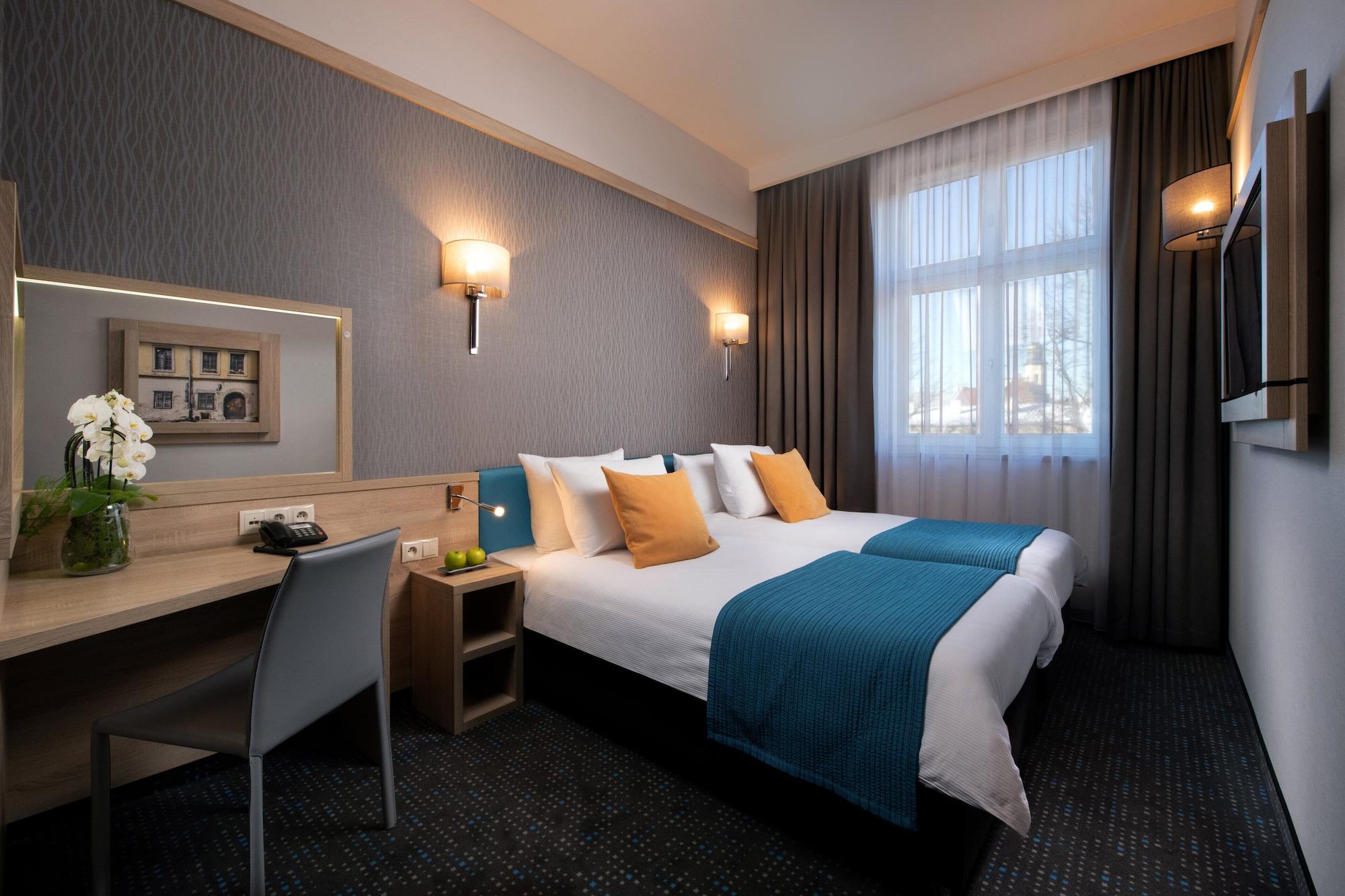 Leonardo Boutique Hotel Krakow Old Town Екстериор снимка