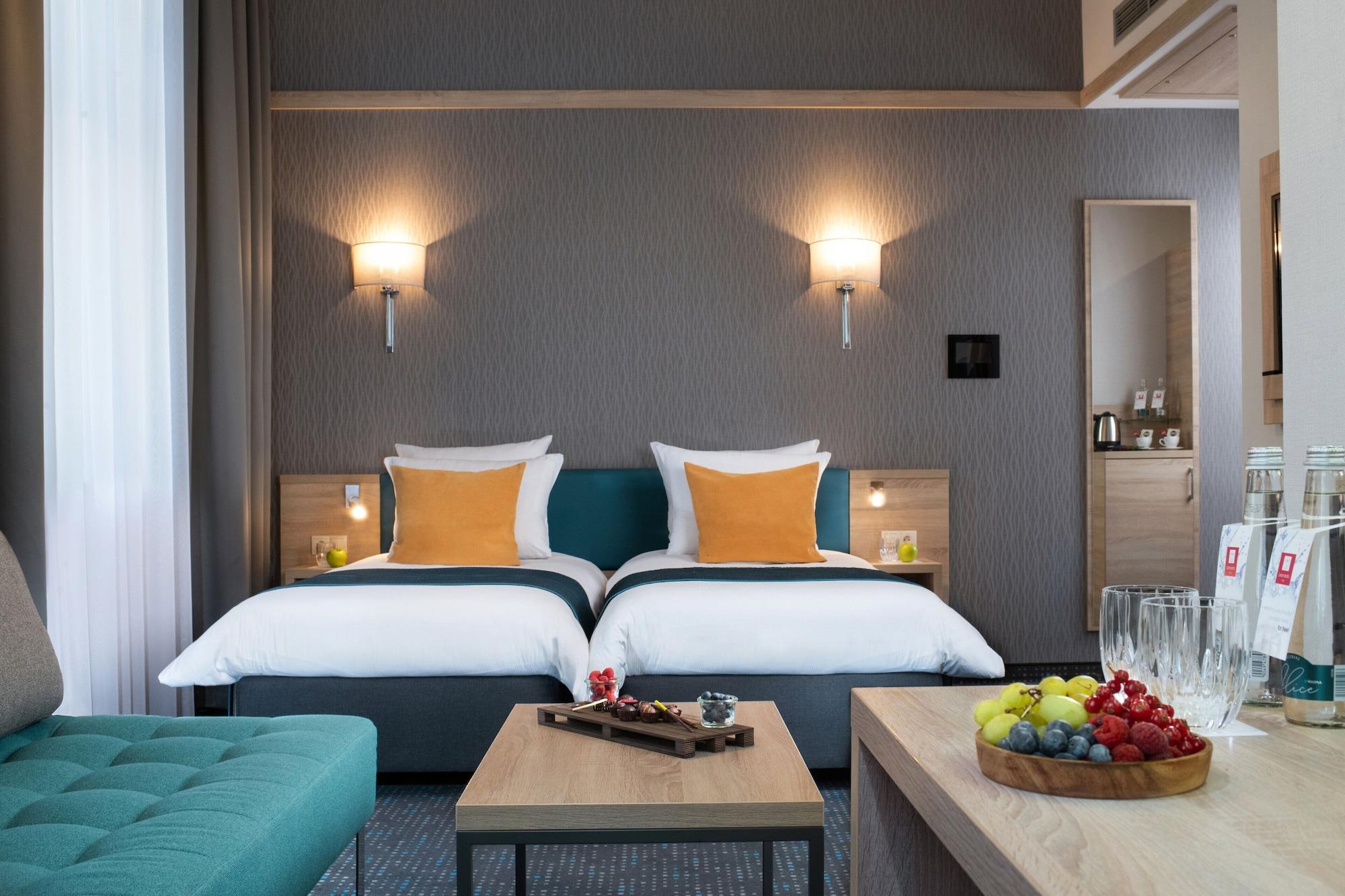 Leonardo Boutique Hotel Krakow Old Town Екстериор снимка