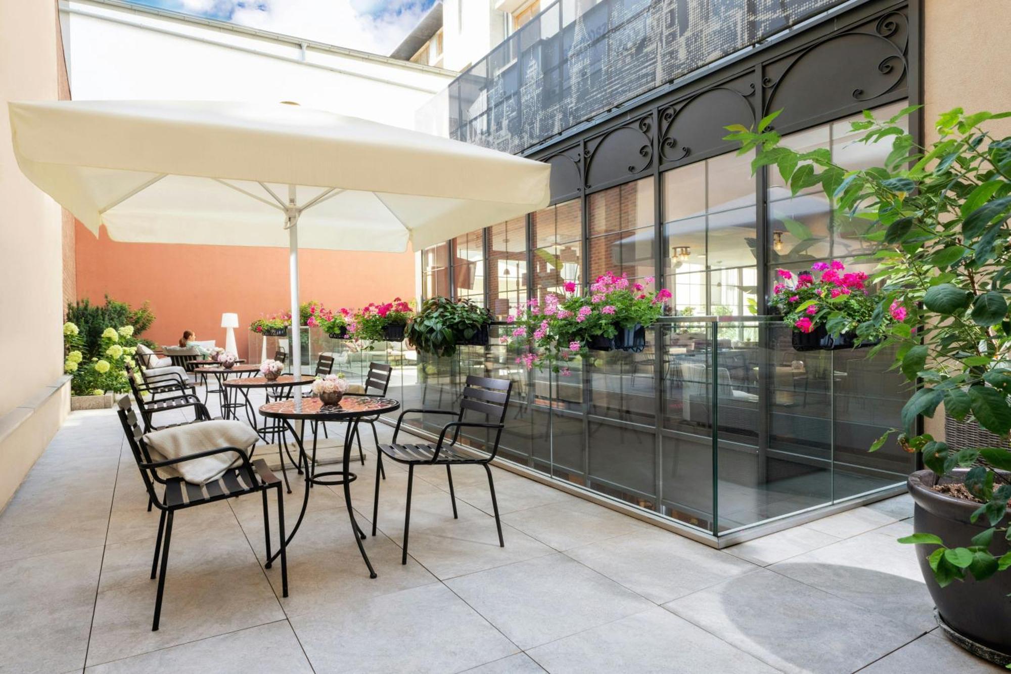 Leonardo Boutique Hotel Krakow Old Town Екстериор снимка